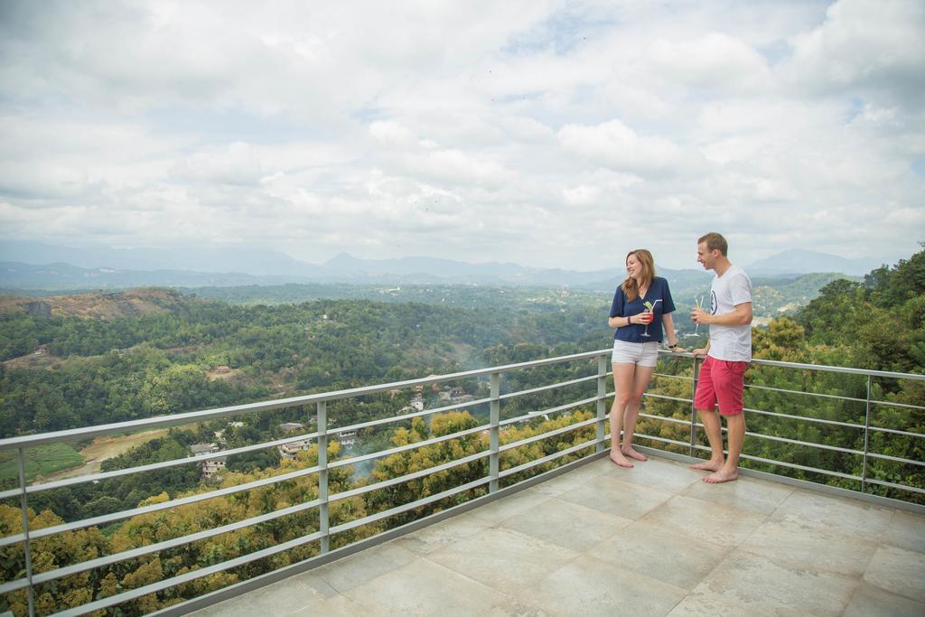 Sky Pavilion Kandy Extérieur photo